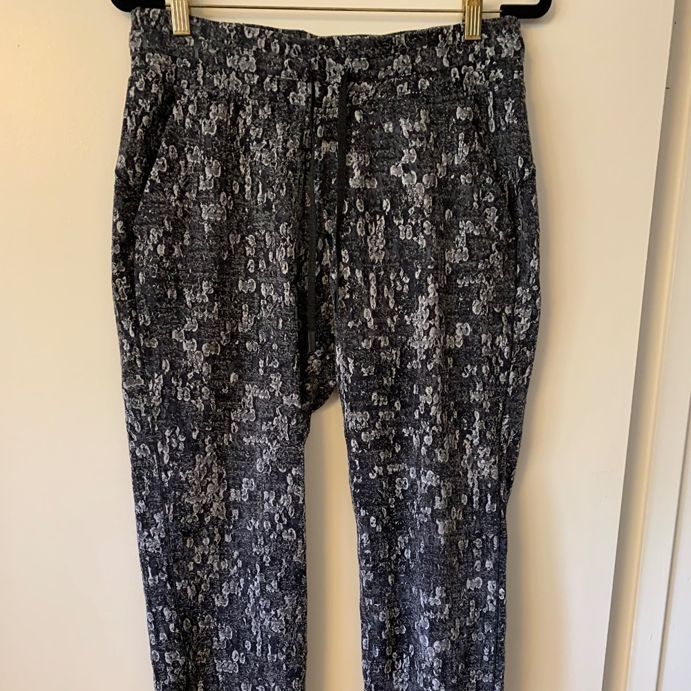 LuLulemon sweats